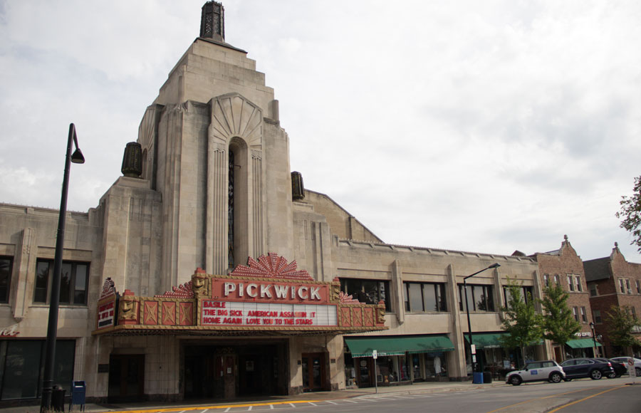 Things to Do in Park Ridge IL - Pickwick Theatre
